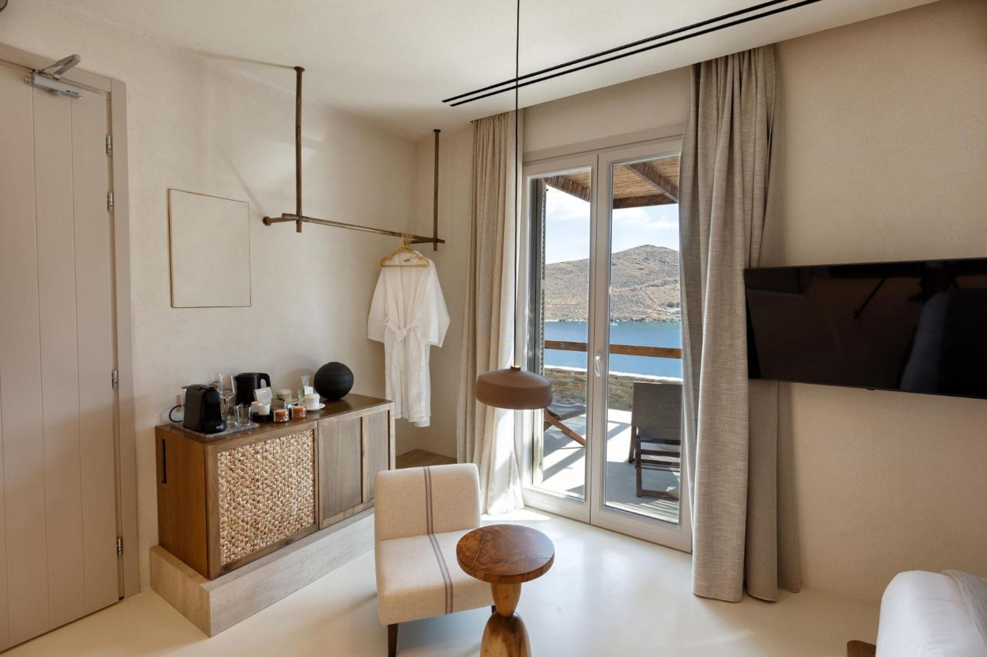 Yfes Hotel Kíthnos Exterior foto